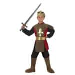 Déguisement pour Enfants Chevalier, porté par un petit garçon qui porté une épée.