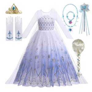 déguisement de princesse pour petite fille à l'effigie de la reine des neiges , on voit la robe blanche à stress bleus, des gants, une couronne, un collier, une perruque, et un papillon, présentés sur fond blanc