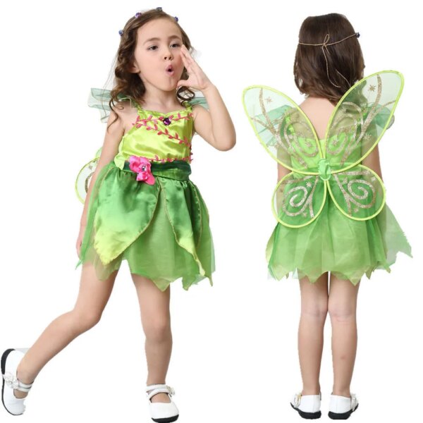 Petite fille représentée de face et de dos, portant le costume de la fée Clochette composé d'une robe verte, des ailes de papillon et des ballerines blanches